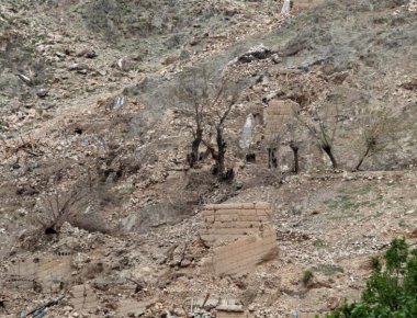 Αφγανιστάν: Το μέγεθος της καταστροφής μετά τη ρίψη της «μητέρας όλων των βομβών» (φωτό, βίντεο)